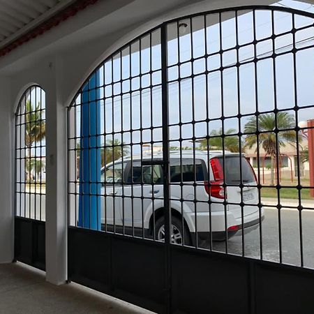 Beach House In Punta Carnero Salinas / Casa Luaran gambar